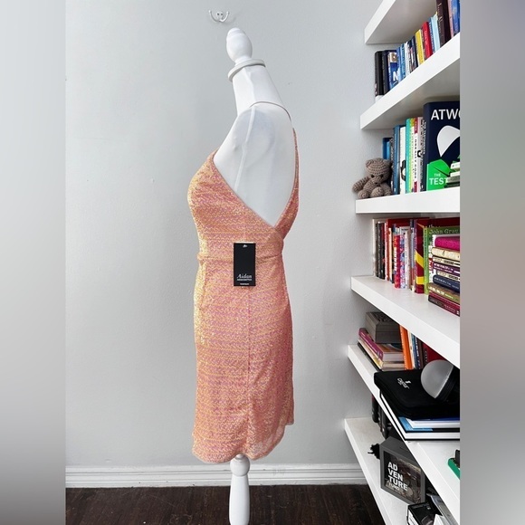 Aidan Mattox Peach and pink Sleeveless Sequin Cutout Halter Mini size 4 NWT - Picture 10 of 17